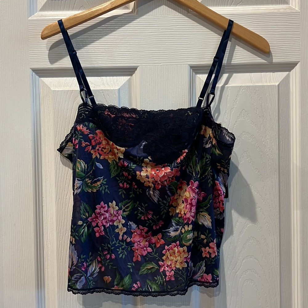 NWT Vintage Vanity Fair Floral Lace Camisole Top